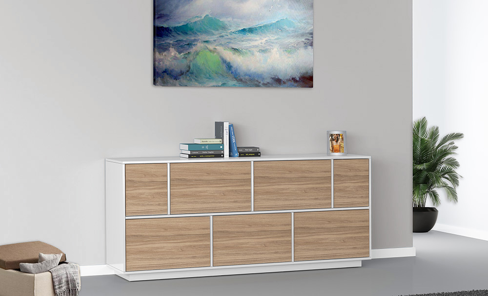 Credenza moderna con cinque ante a ribalta e due ante battenti, noce caracalla e bianco laccato lucido