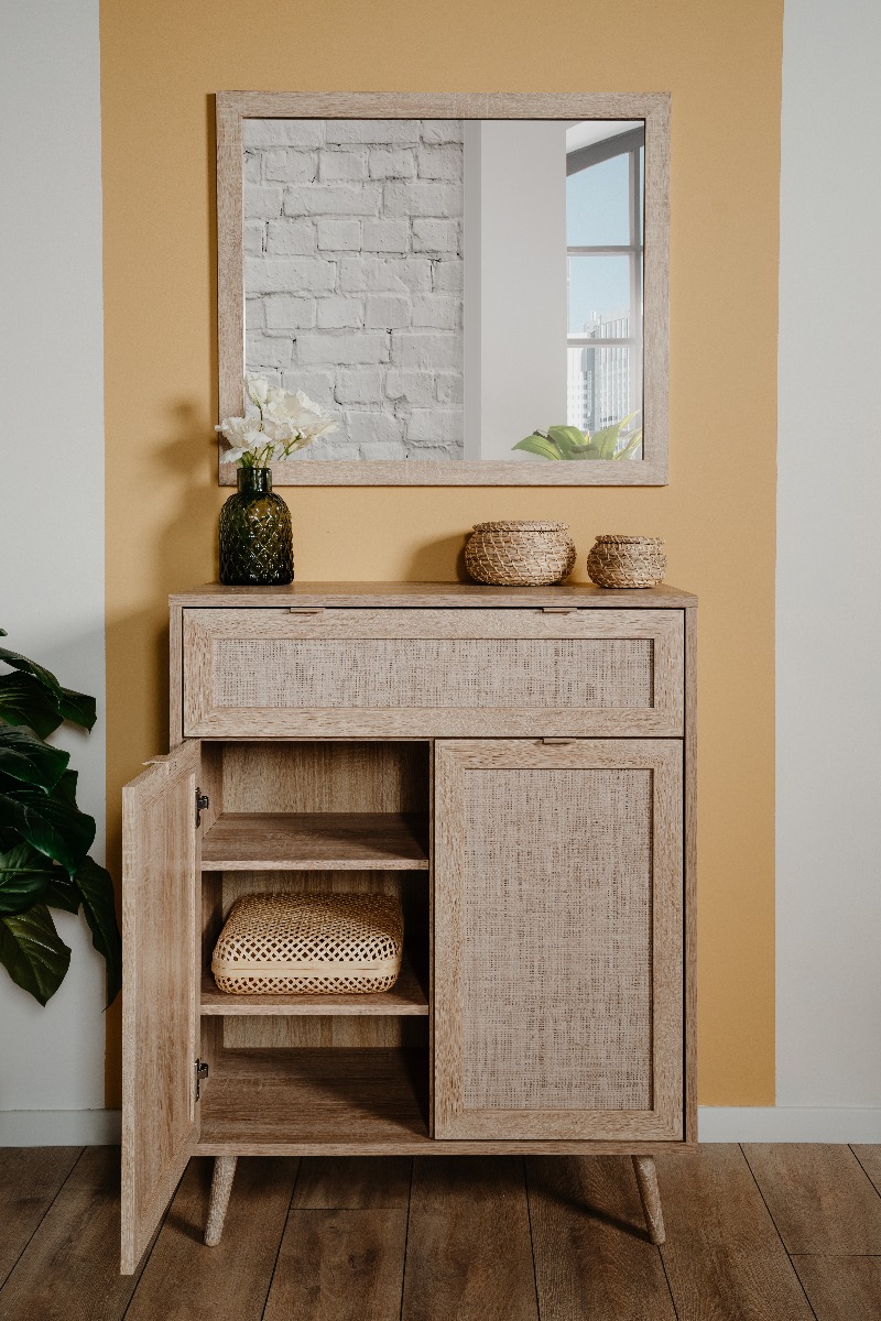 Madia Kara con 2 ante ed un cassetto in finitura Quercia e Rafia