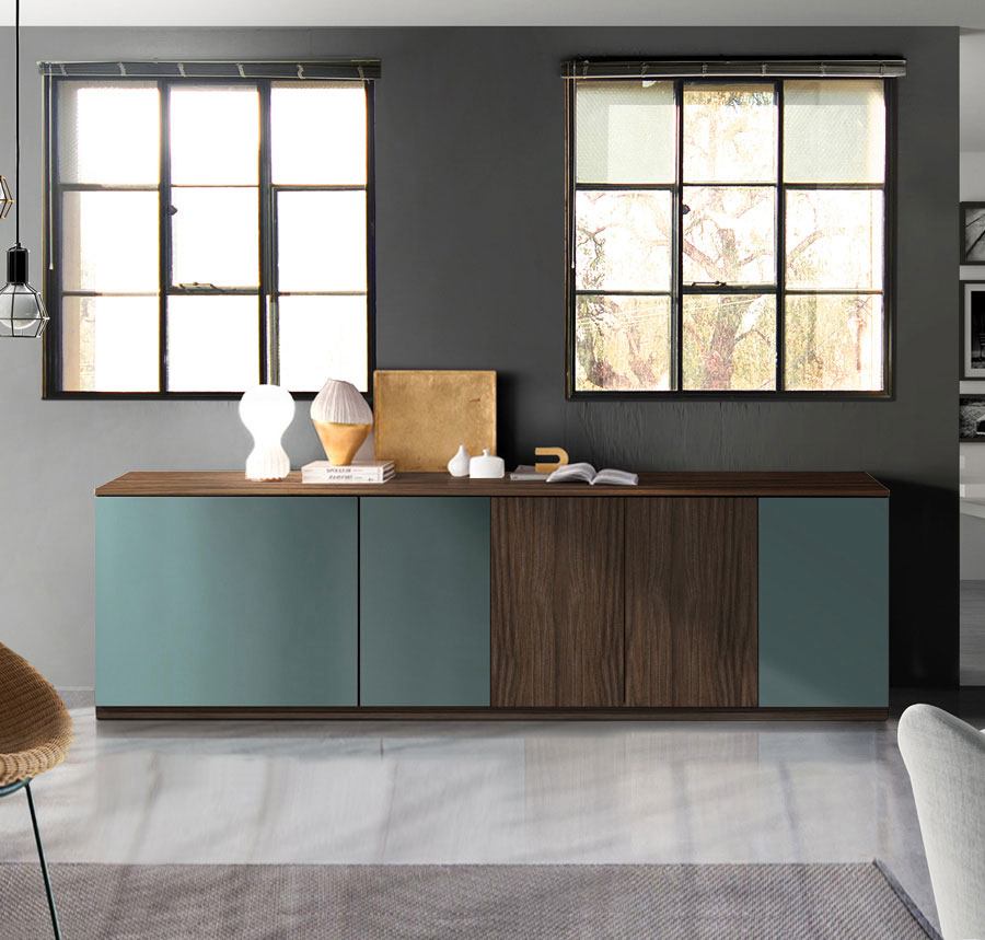 madia con zoccolo petrolio