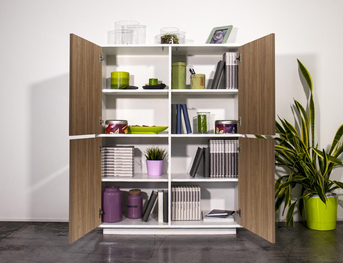 Moderna madia bianca laccata lucida e ante in finitura noce caracalla