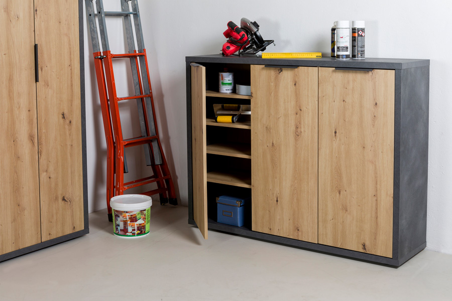 Composizione da ingresso formata da armadio multiuso, 2 credenze, appendiabiti e panca