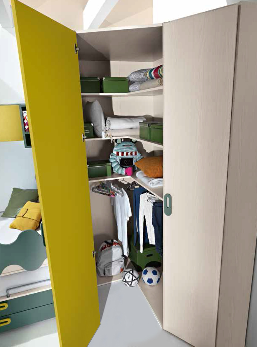 Camerette sconti online, cameretta con armadio ad angolo