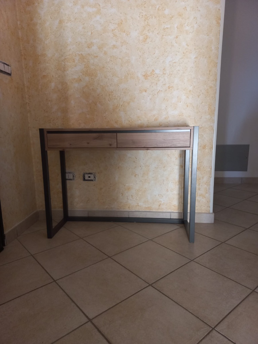 Economico e moderno Mobile da ingresso in finitura Antracite e Rovere Nodato