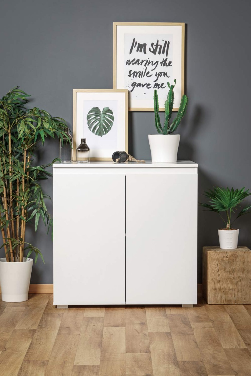 Madia stile minimal con 2 ante finitura Bianco opaco