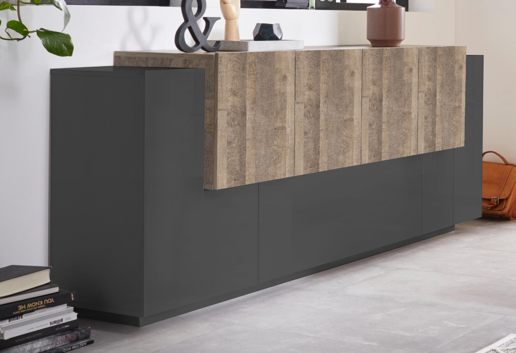 Spaziosa Credenza finitura Antracite e Oak, 6 ante e 1 ribalta