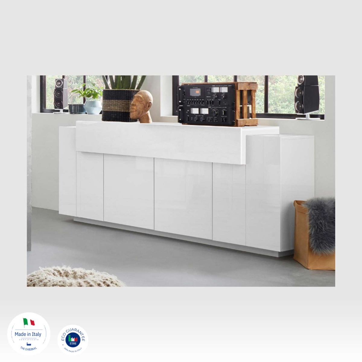 Madia moderna scontata a 4 ante e una ribalta, colore Bianco 