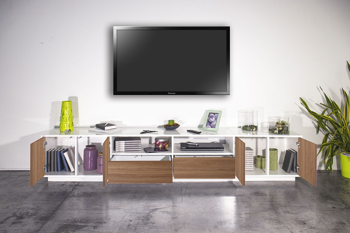 Mobile porta tv bicolore in finitura bianco laccato lucido e noce caracalla