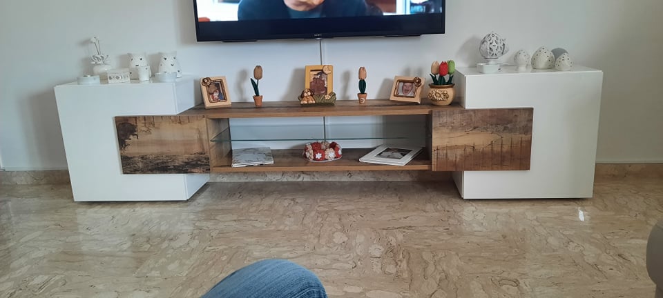 Porta TV con mensola in Bianco Lucido e Pero