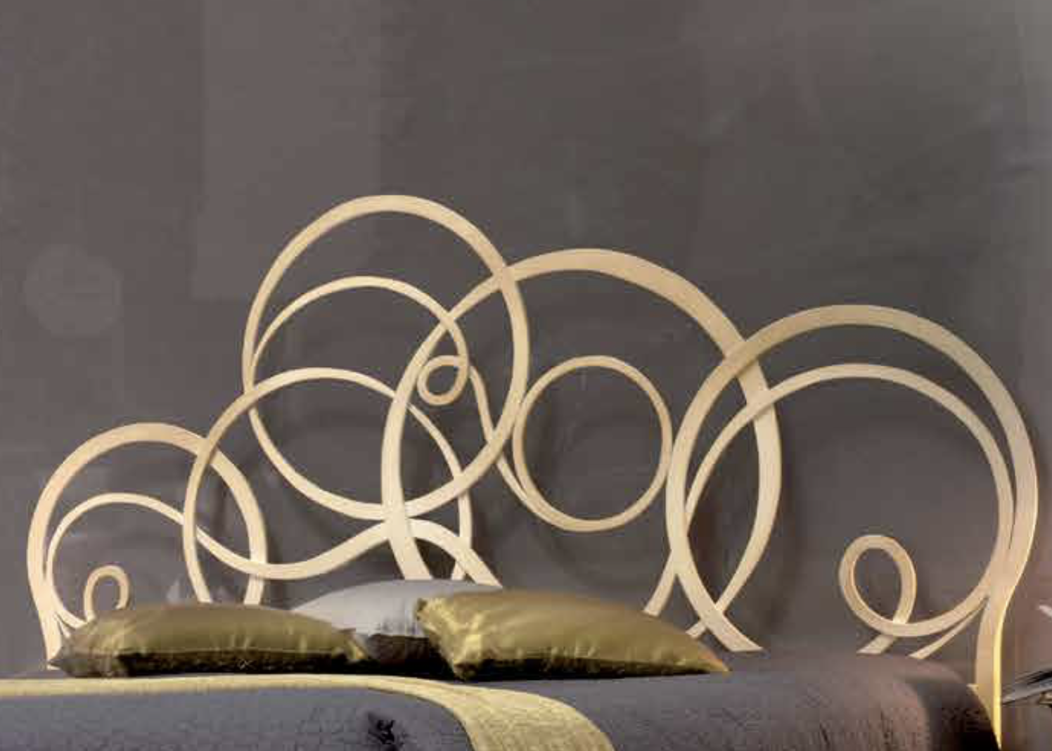 Letto in ferro battuto  Beethoven, color marrone anticato oro, made in Italy