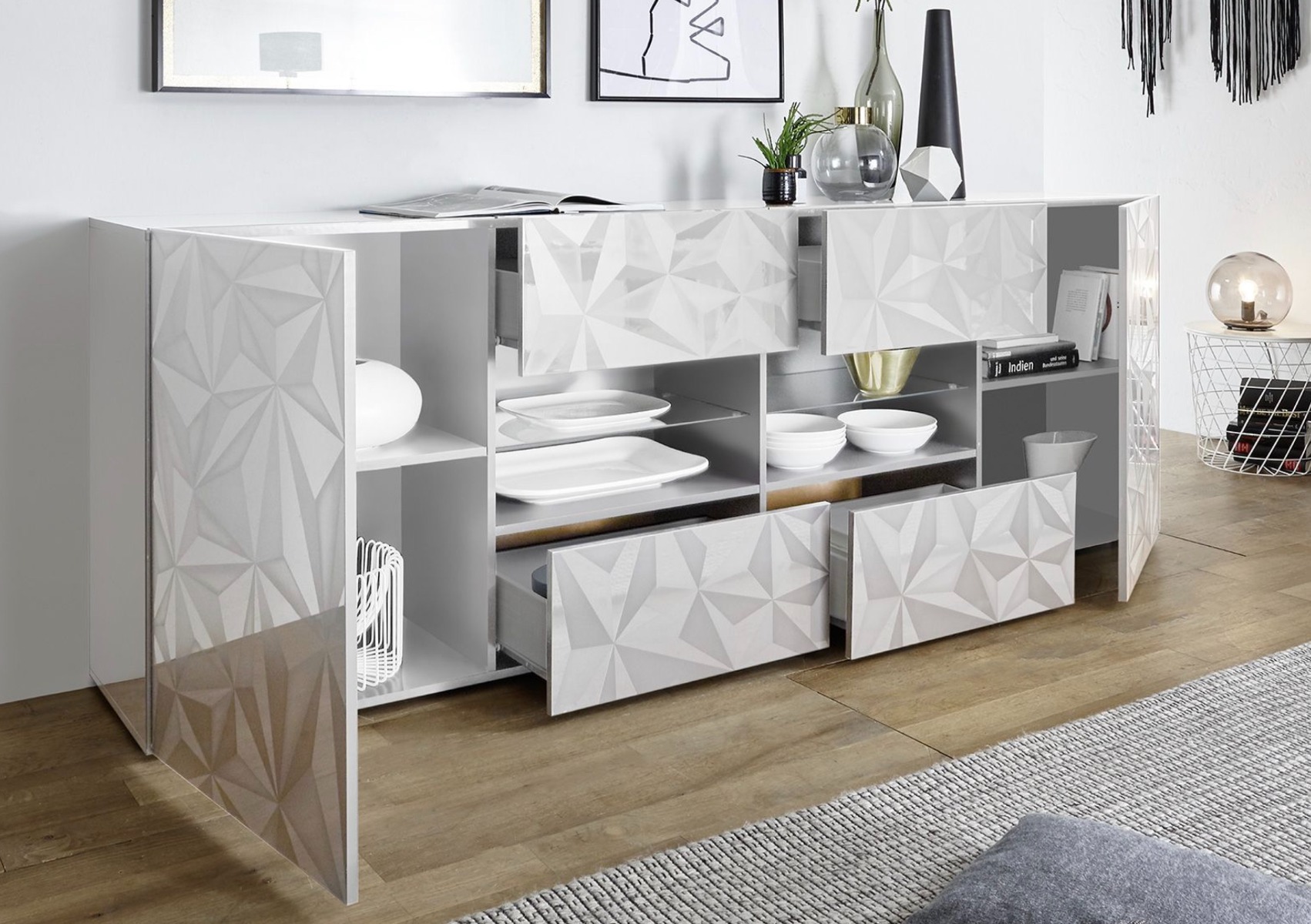 Madia bianca laccato lucido con serigrafia, 2 ante e 2 cassetti