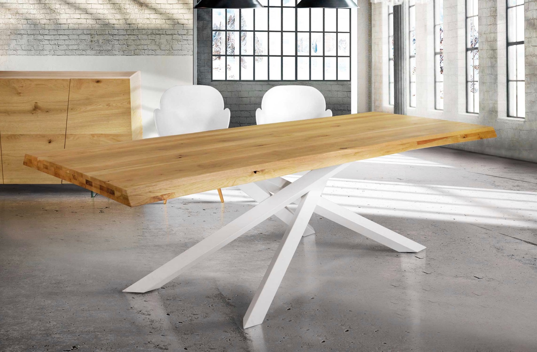 Tavolo massello, fisso con piano rovere nodato, gambe in metallo L.160