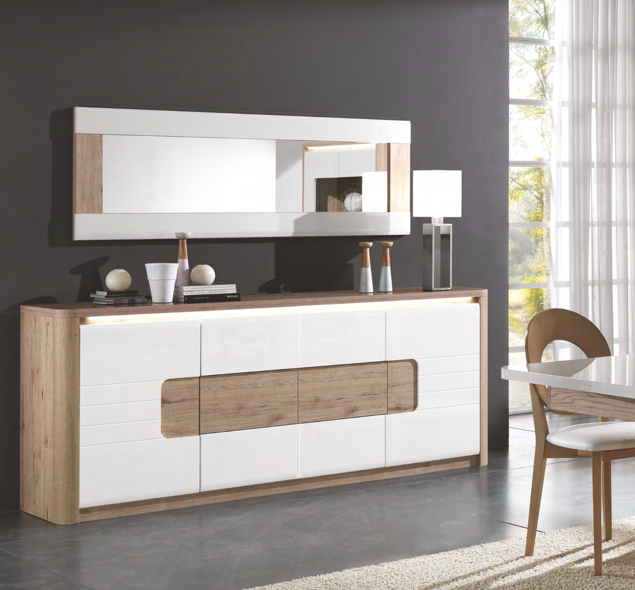 Madia 4 ante e 1 cassetto, bianco laccato e rovere wellington, made in Italy