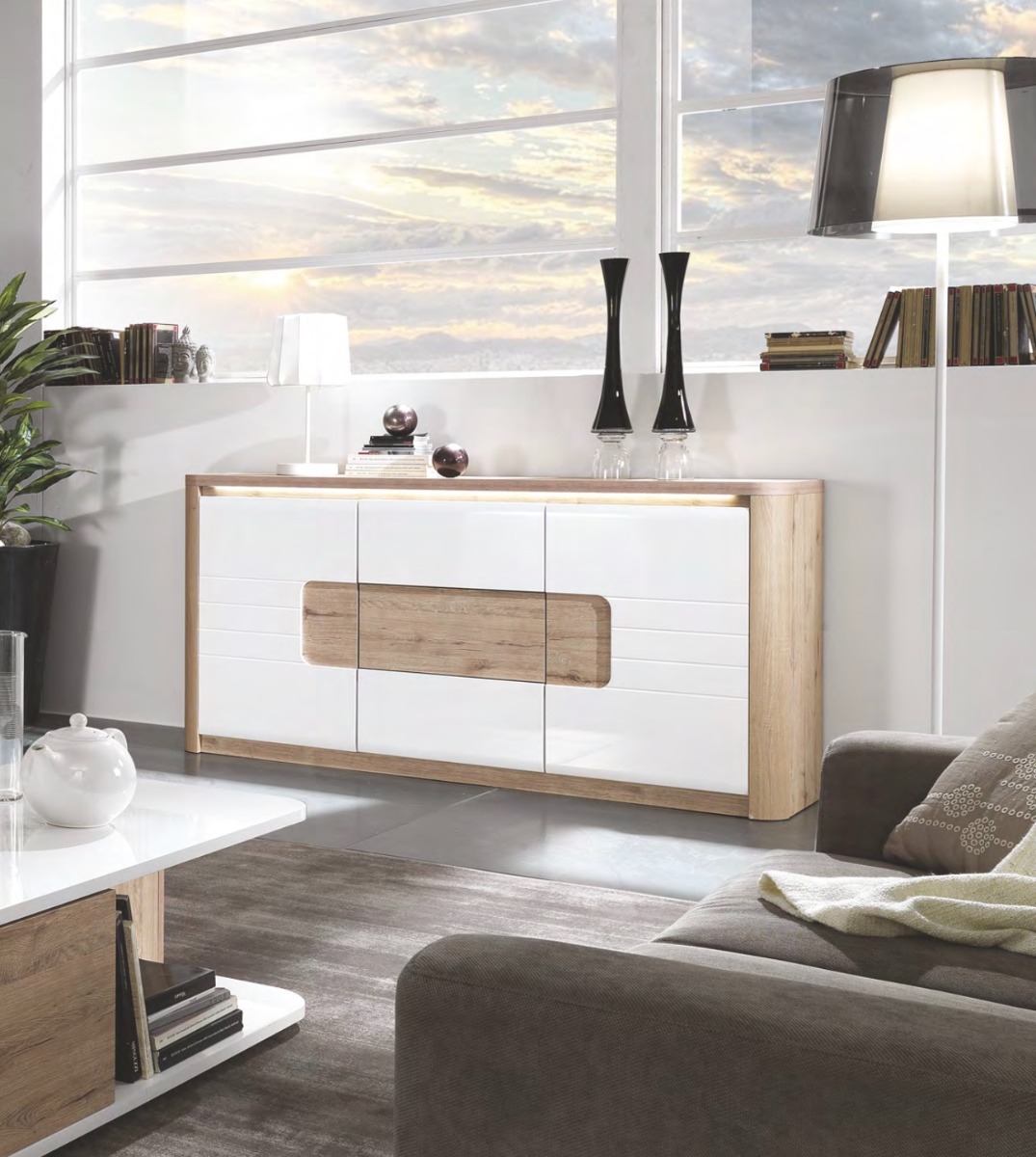 Madia 2 ante e 3 cassetti, bianco laccato e rovere wellington, made in Italy