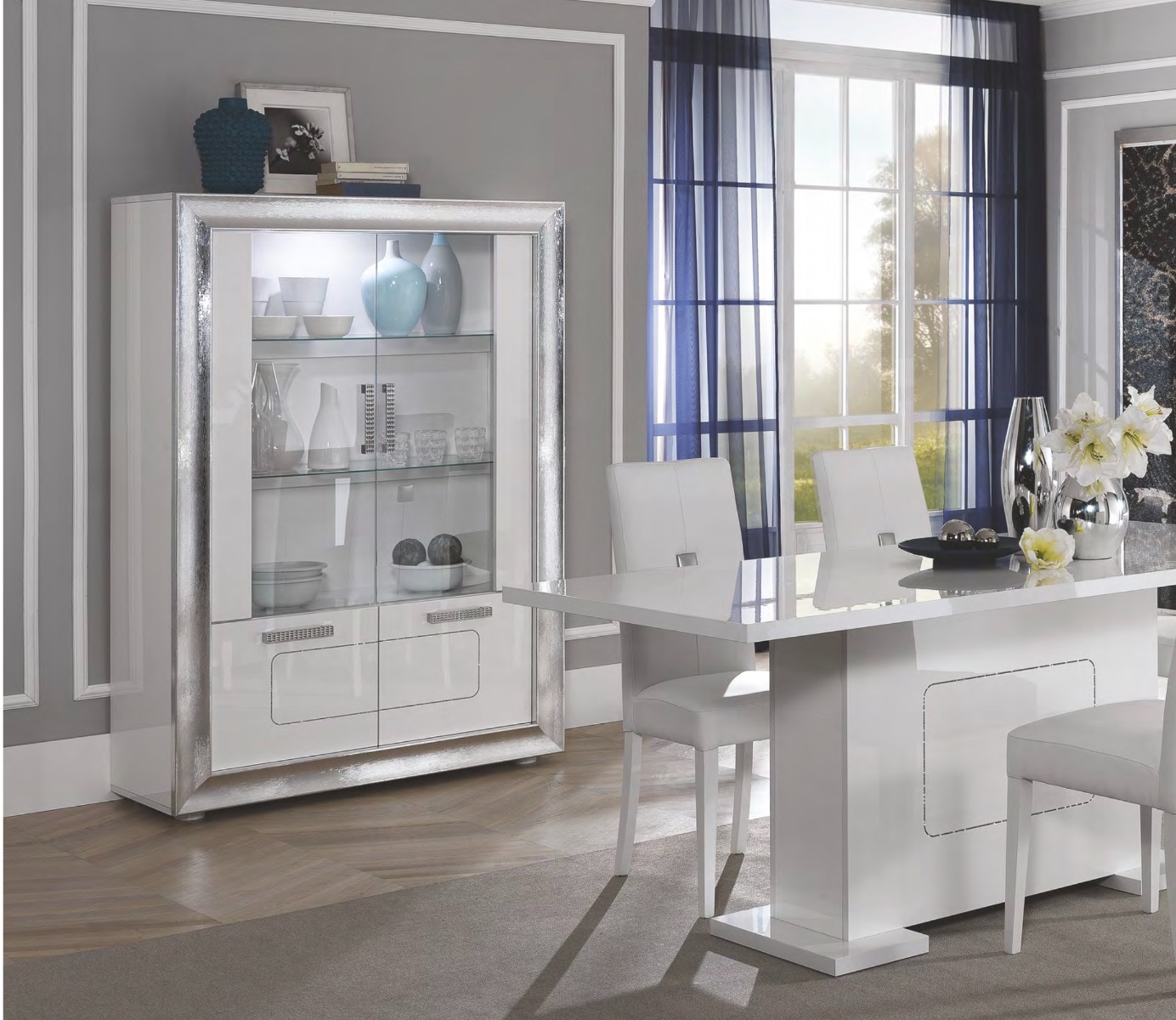 Vetrina 4 ante bianca lucida con cornice argento, Made in Italy