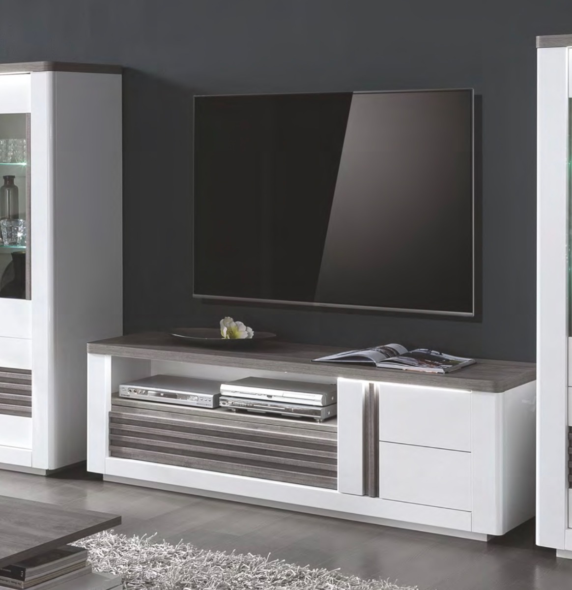 Porta TV 1 anta e 1 cassetto, bianco laccato e rovere adamello, made in Italy