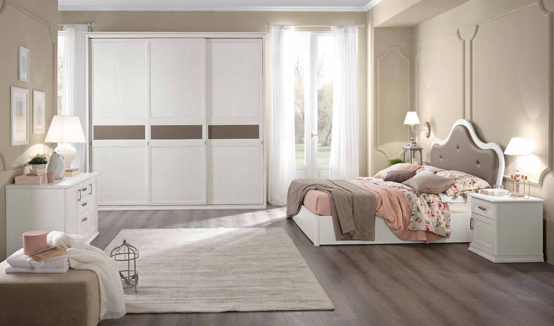 Madia/ Comò Classic con 2 ante e 3 cassetti in finitura Bucaneve