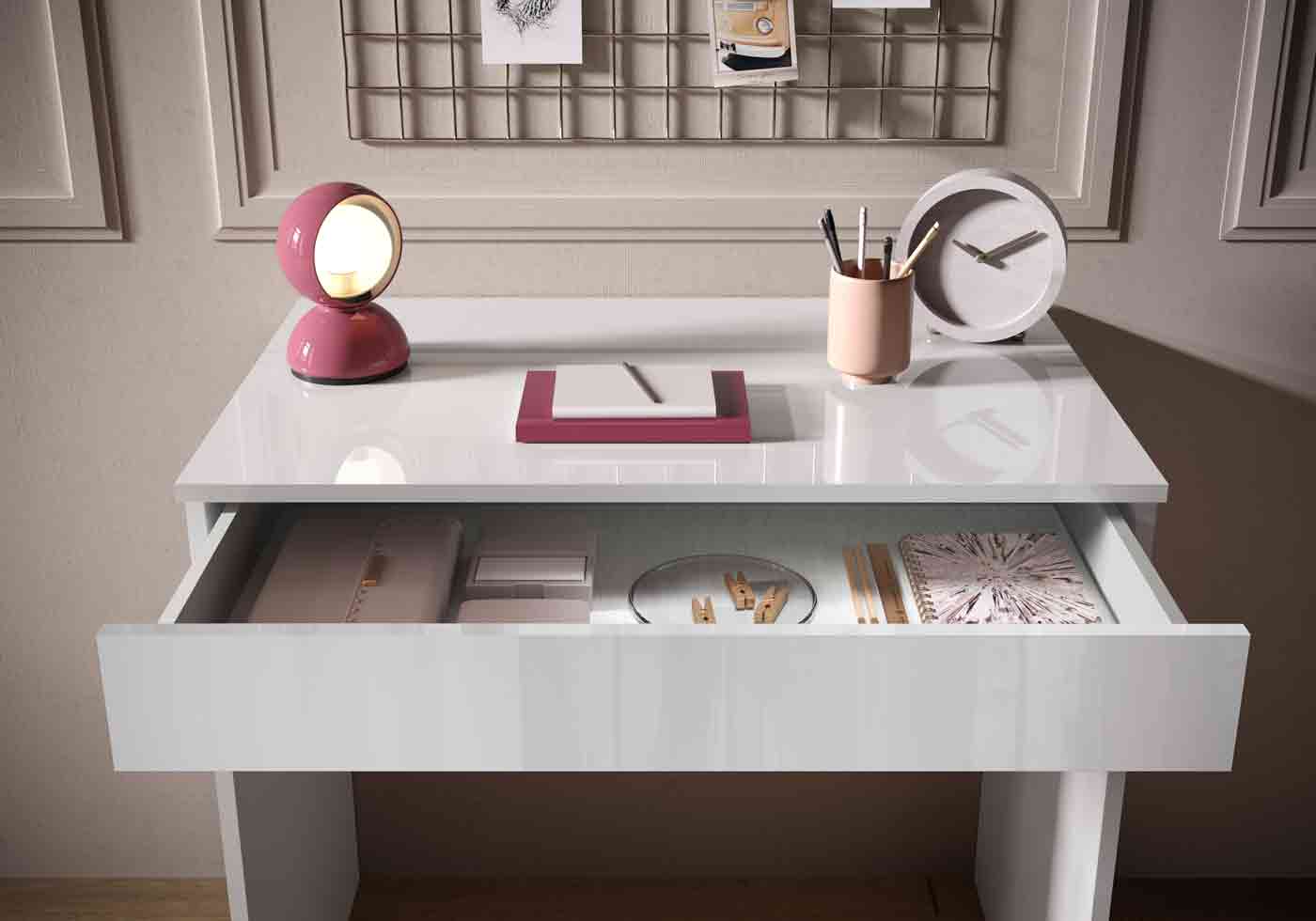 Scrivania salvaspazio finitura Bianco lucido in offerta