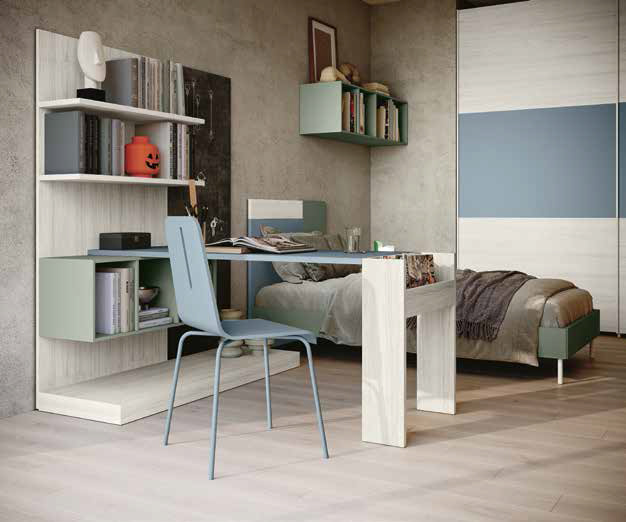 Zona studio con lavagna, finitura Bianco altea e Carta da zucchero