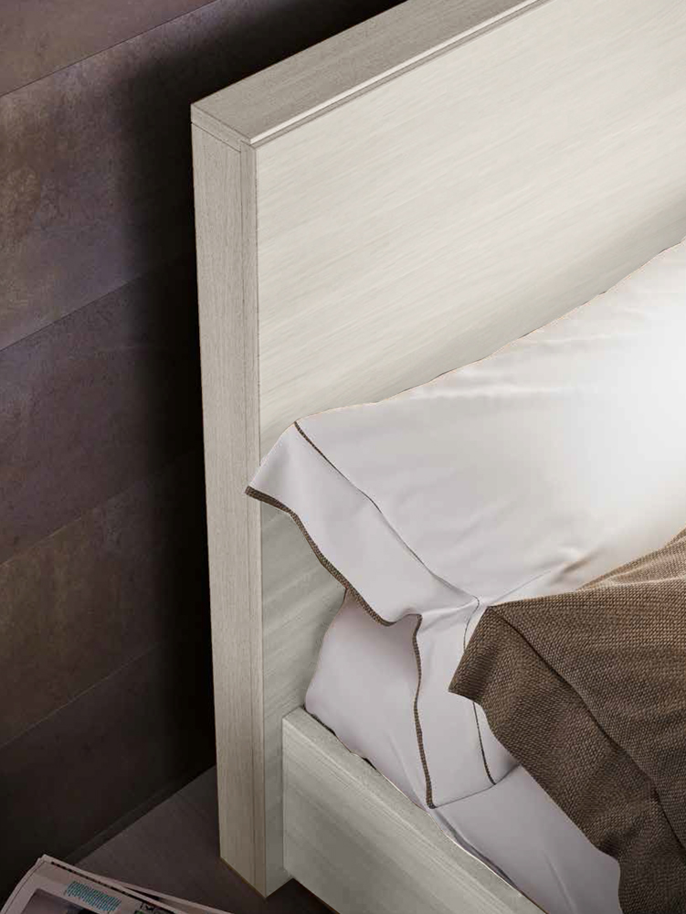 Letto matrimoniale legno, finitura Bianco altea