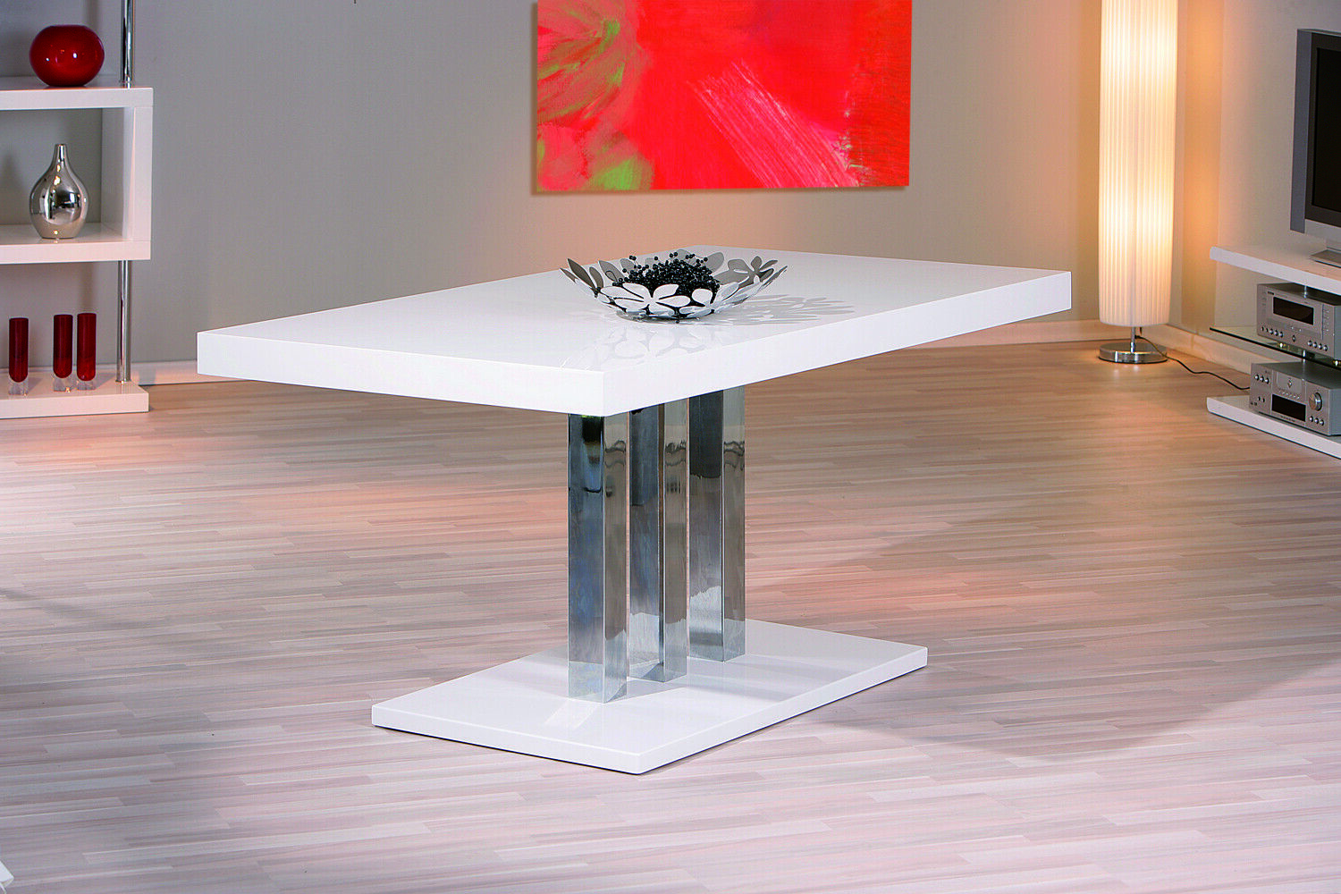 Tavolo, in mdf laccato bianco lucido e metallo cromato - 160x90 cm