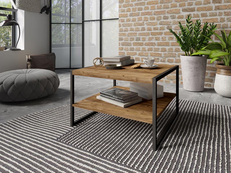 Tavolino con doppio piano d'appoggio, misure 65 x 65 cm 