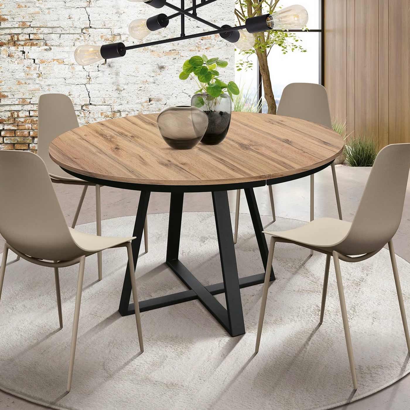 tavolo con base in metallo nero 