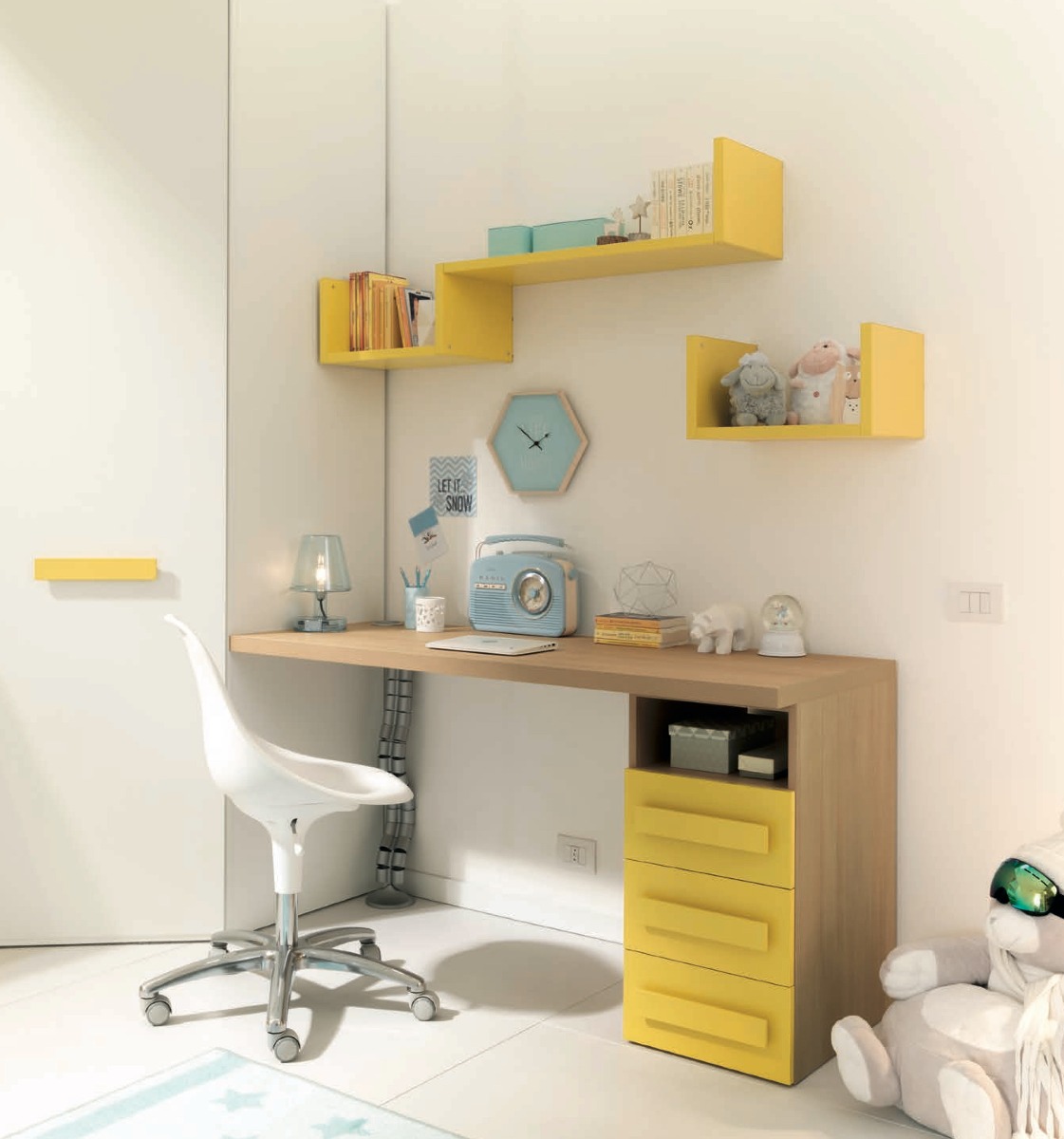 Scrivania con cassettiera Moretti Compact, finitura Olmo e Senape laccato