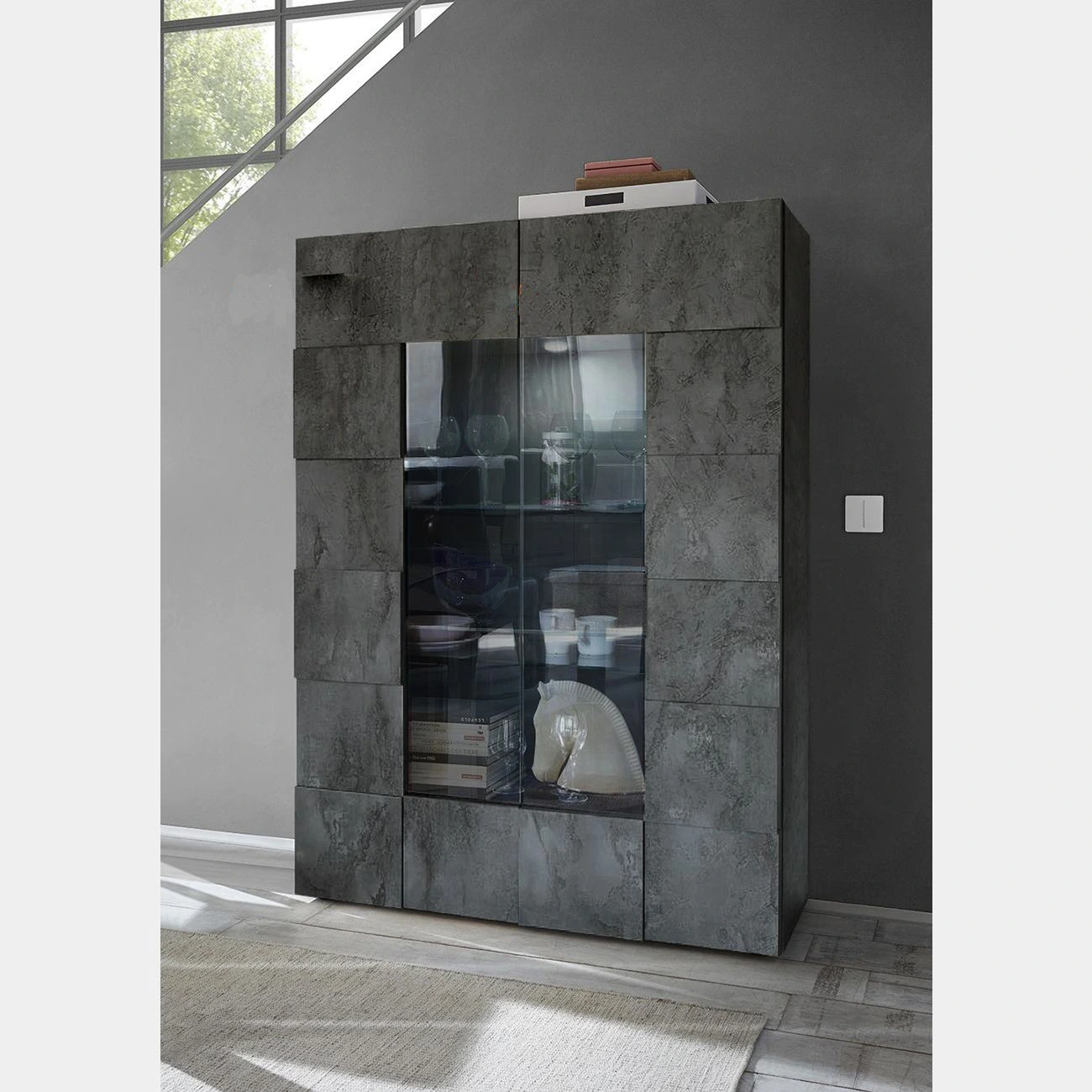 Vetrina dal design moderno a 2 ante, finitura Ossido