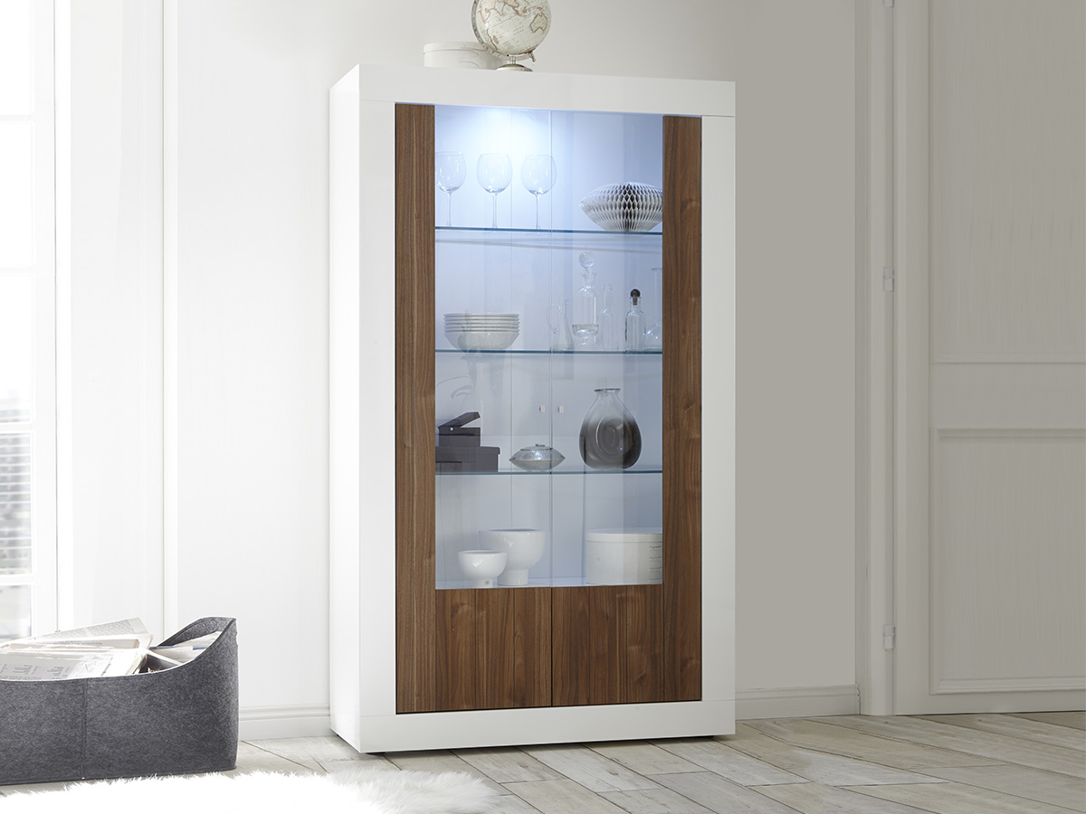 Vetrina moderna con 3 ripiani in vetro e 2 ante, finitura Bianca Lucida e Noce Dark