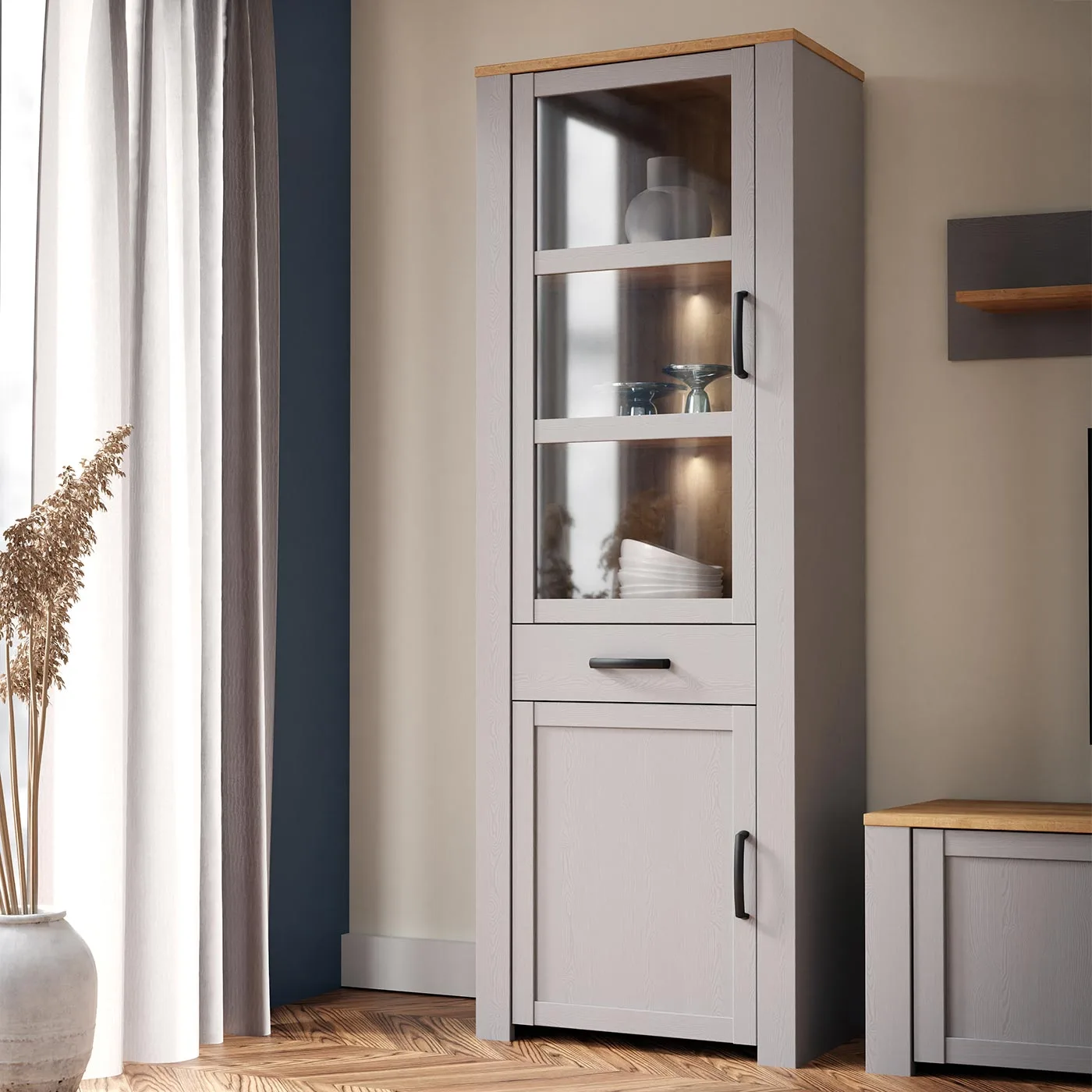 vetrina singola grigia