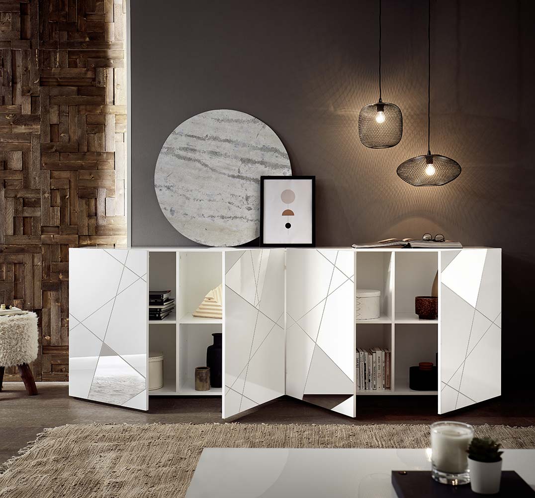 Soggiorno moderno completo  in finitura Bianco lucido con specchi