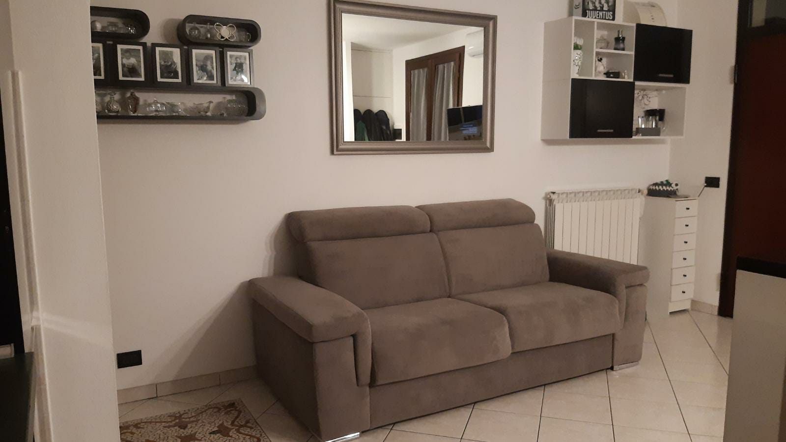 Divano letto moderno Kilimangiaro sfoderabile a 2 posti finitura Grigio