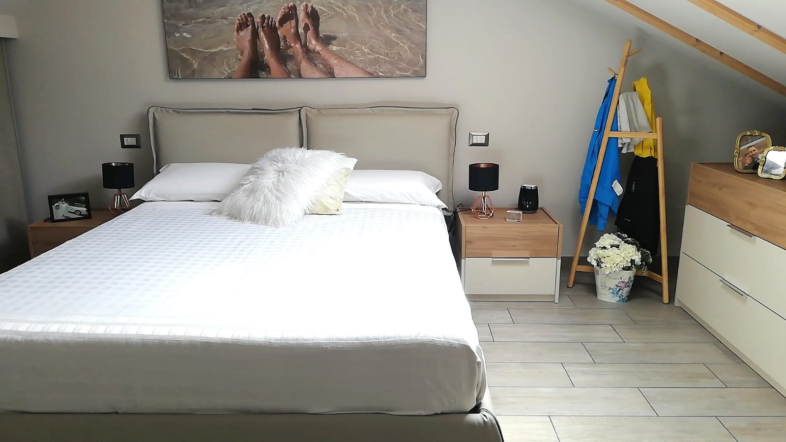 Comodini noce biondo e Orzo, design moderno