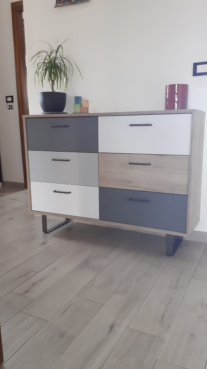 Cassettiera stile nordico a 6 cassetti, finitura Quercia, Bianca, Grigio e Antracite