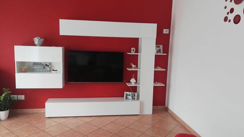 Parete attrezzata bianca lucido con libreria in offerta