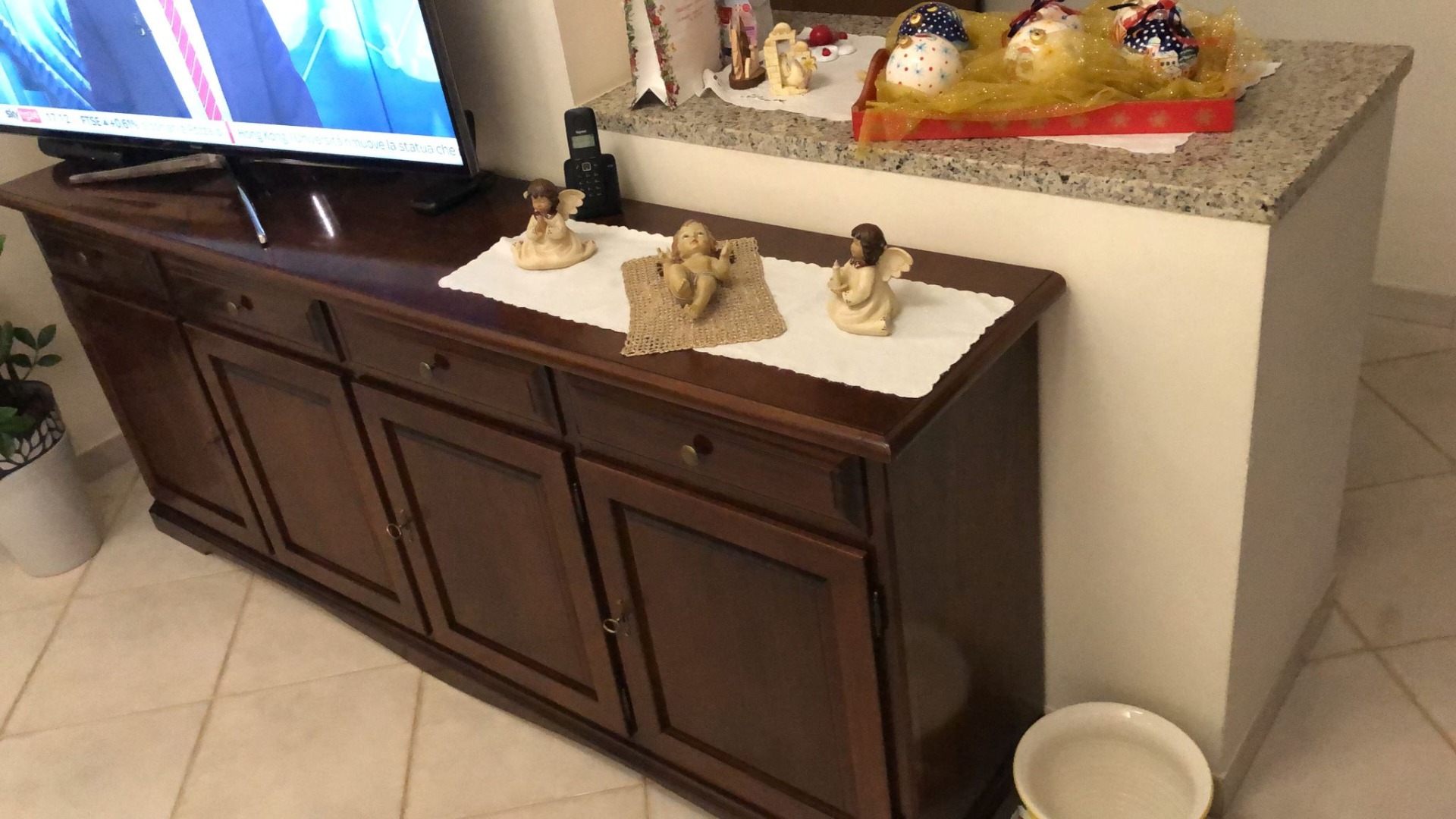 Credenza 4 porte e 4 cassetti, stile arte povera