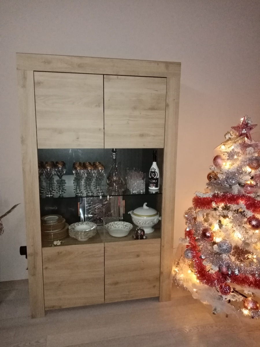 Moderna Vetrina 2 ante, finitura Rovere Cadiz 