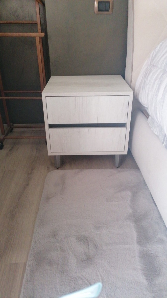Conveniente  Coppia di comodini moderni in finitura Cemento artico
