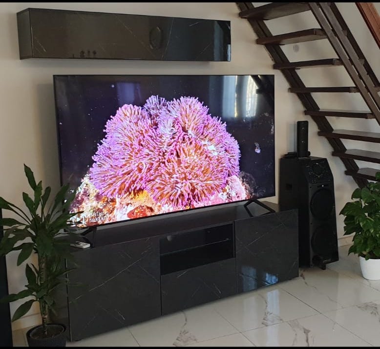 Moderno Porta TV moderno, 2 ante 1 cassetto, finitura Marmo Lucido Nero