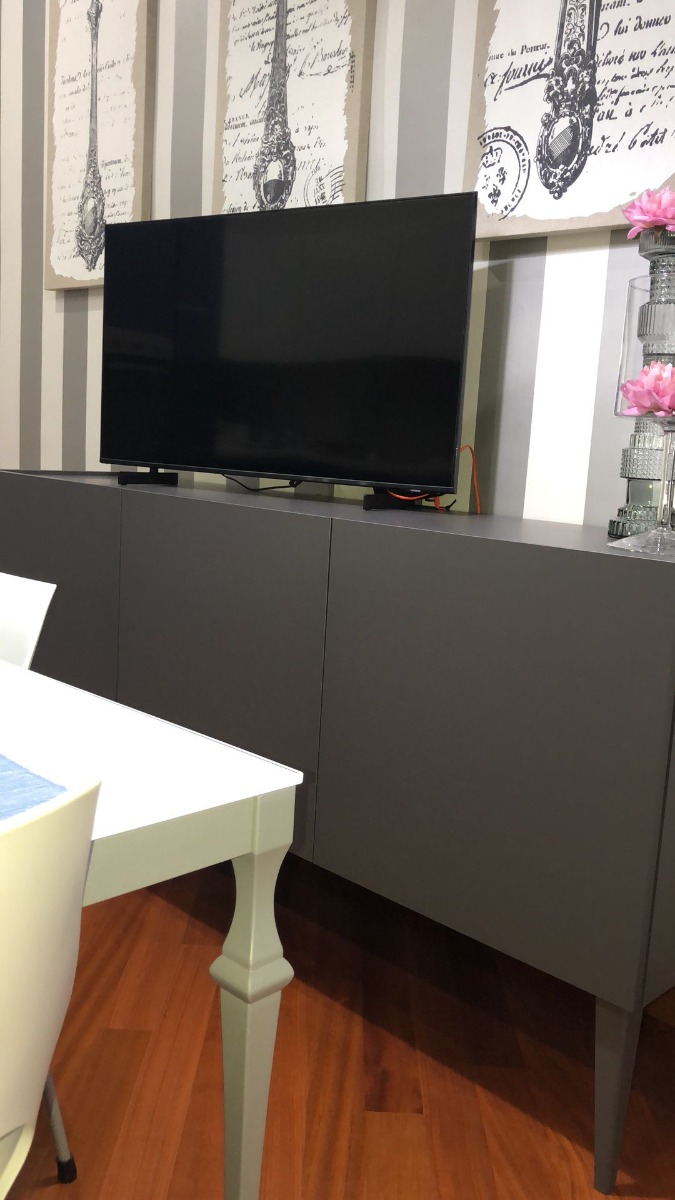 Mobile Credenza Moderna, Madia di design, 3 ante, Grigio Opaco con piedini