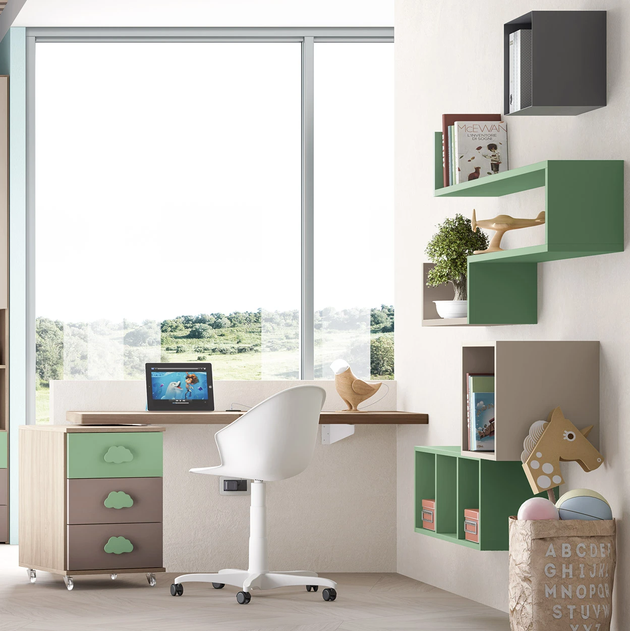 zona studio con mensole e cassettiera